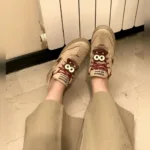 ونس زنانه قورباغه ای کرم زرشکی فروشگاه آنلاین کفش و کتونی و صندل وبوت زنانه قدمک کتونی ارزان